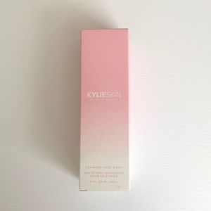 5fl oz KylieSkin Foaming Face Wash